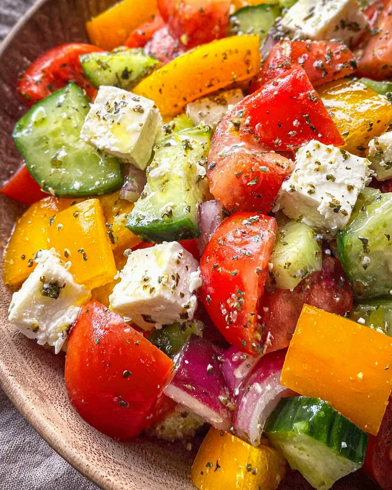 Griechischer Bauernsalat (einfaches Salat Rezept)