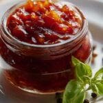 Leckeres Tomaten Chutney zum Einmachen für den Vorrat!