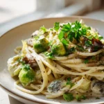 Rosenkohl Pasta: Cremige Sahnesauce mit Pilzen Rezept